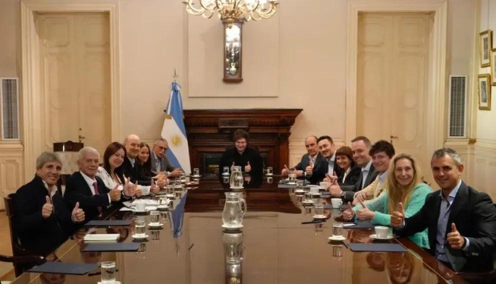 Previo al cierre de listas, Milei encabezó una extensa reunión de Gabinete en la Casa Rosada