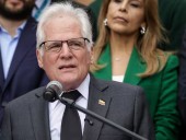 Miguel Uribe Londoño critica a Petro por militarización de la frontera con Venezuela