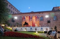 Zarzuela en los Jardines de Santo Domingo