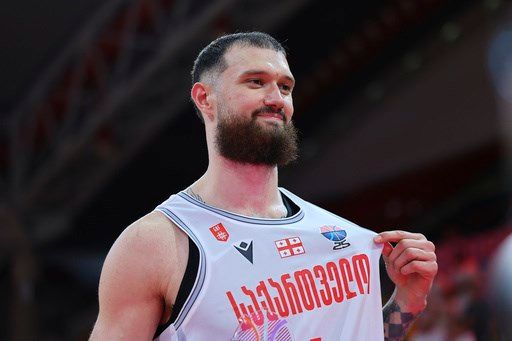 Georgia stuns defending champion Spain 83
