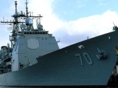 Buque lanzamisiles de EU ingresa al canal de Panamá rumbo al Caribe