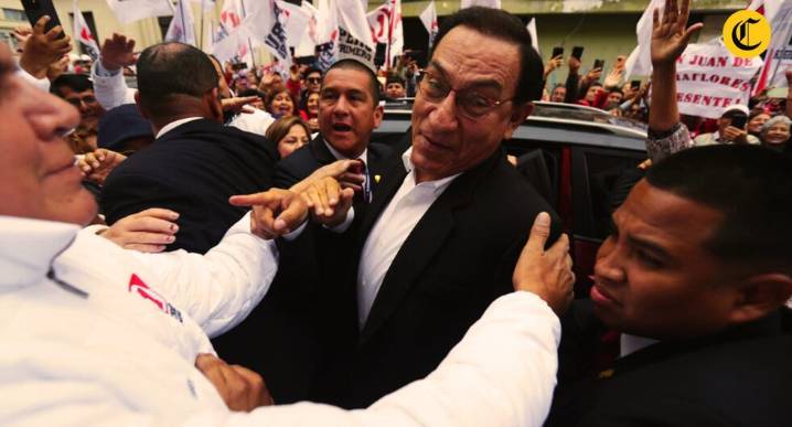 Caos y división en Perú Primero: los chats que revelan la crisis en el partido de Martín Vizcarra tras su prisión preventiva   