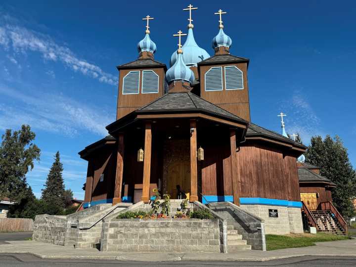 La cumbre Donald Trump-Vladimir Putin en  Alaska: de la venta de un territorio inhóspito a un encuentro en una base militar clave para enfrentar a la URSS