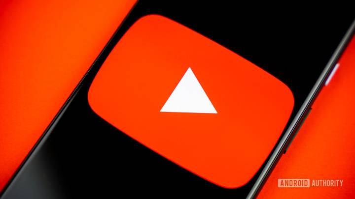 PSA: YouTube will start guessing your age from today (Updated)