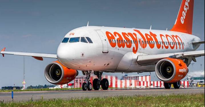 easyJet pilot at '£1,569-a-week luxury hotel got drunk and naked before flight'