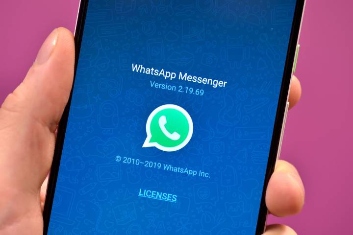 WhatsApp says Russia is trying to ban its service for 100 million people