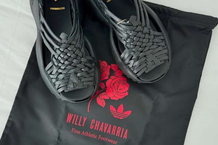 Piden detener venta de sandalias de Adidas