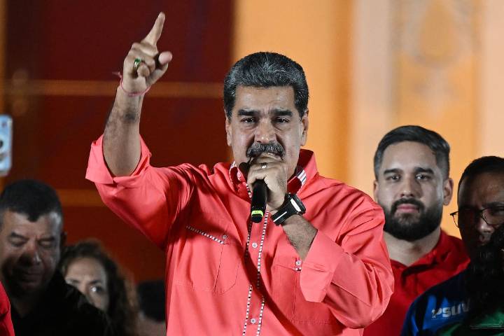 Maduro anuncia despliegue de 4,5 millones de milicianos ante amenazas de EEUU