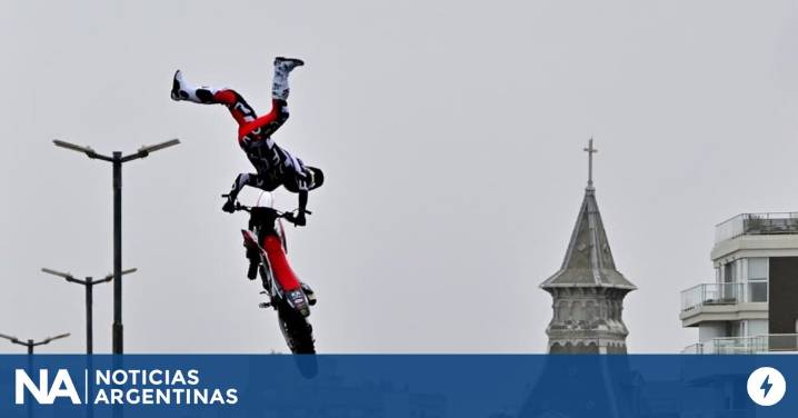 El Enduro del Invierno 2025 comenzó con un show de acrobacias
