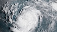 El huracán 'Erin' llegó a categoría 5 y este domingo golpeará Puerto Rico e Islas Vírgenes