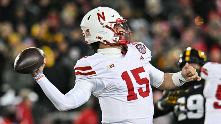Nebraska vs. Cincinnati prediction, odds, time: 2025 college football Week 1 picks by expert on a 12