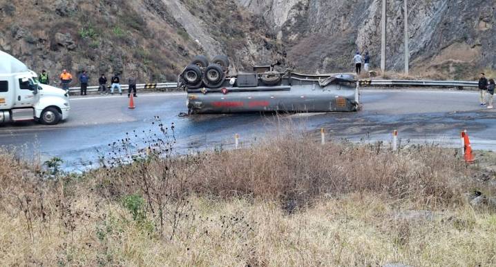 Sedapal explica qué pasará con la continuidad del servicio de agua tras accidente en la Carretera Central