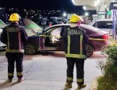 Explota automóvil en una gasolinera