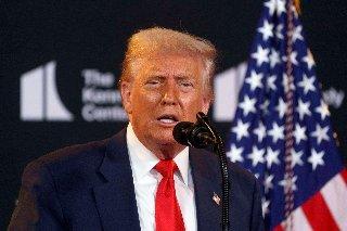 Advierte Trump graves consecuencias a Putin si no frena la guerra en Ucrania