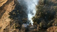 Fotos y vídeo | Así ha quedado la ladera de la Fuente de la Bicha tras el incendio
