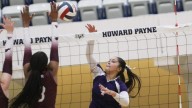 Early volleyball posts 4-2 record at Bronte tournament