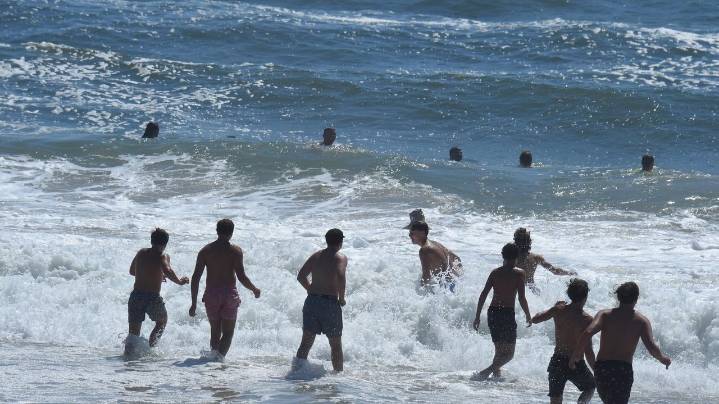 Rip currents on Long Island's South Shore ease after Hurricane Erin's exit, but caution still urged