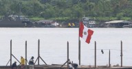 Perú expulsa a colombianos detenidos en isla en disputa