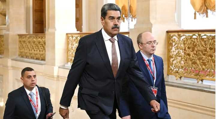 Venezuela se BLINDA: Maduro ordena movilizar 4,5 MILLONES de milicianos contra EE. UU.