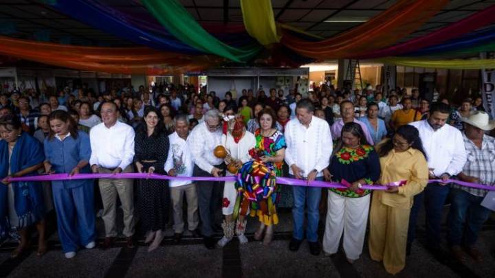 Entregan apoyos para actividades productivas de comunidades indígenas en Sinaloa
