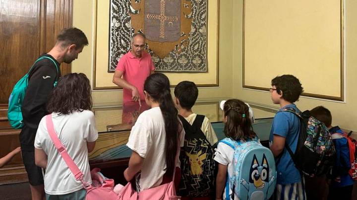 La TIA pasa el verano con 794 "sobrinos" en colegios de Avilés