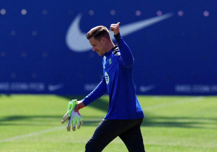 Ter Stegen firma la autorización médica y el Barça le devuelve la capitanía