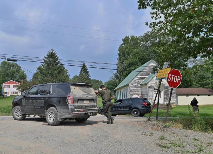 Suspect who 'ambushed' two Pennsylvania state troopers in shooting is dead, official says