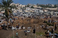Israel mata al menos a 37 palestinos en Gaza mientras sigue bombardeando la capital