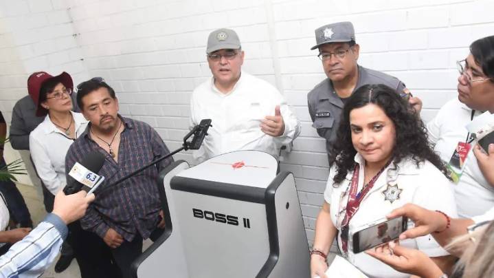 Instalan 40 inhibidores de señal en las cárceles de Tamaulipas para combatir extorsiones telefónicas