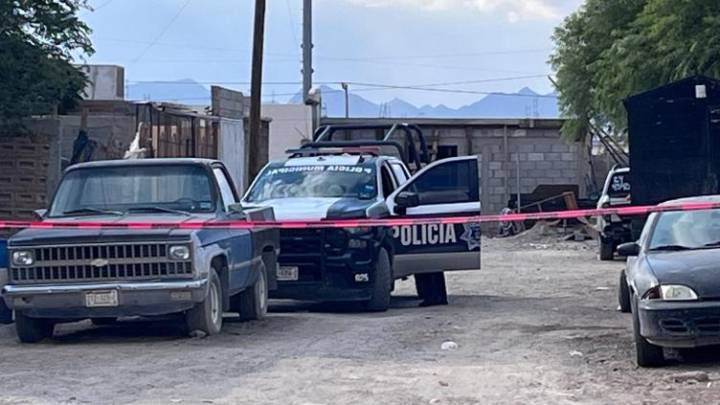 Ejecutan a pareja frente a sus hijos en Praderas del Sol