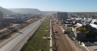 Añelo avanza con la pavimentación de la calle Colectora 01