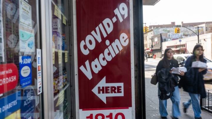 CVS holds off on offering COVID vaccines in 16 states, including Mass.
