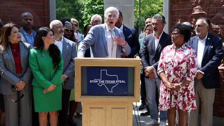 Once again, politicians are choosing their voters. It's time for voters to choose back