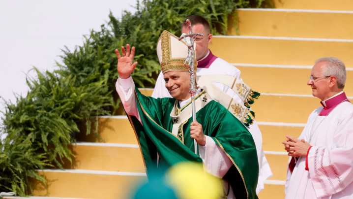 El Papa despide el Jubileo de la Juventud, "signo de un mundo distinto"