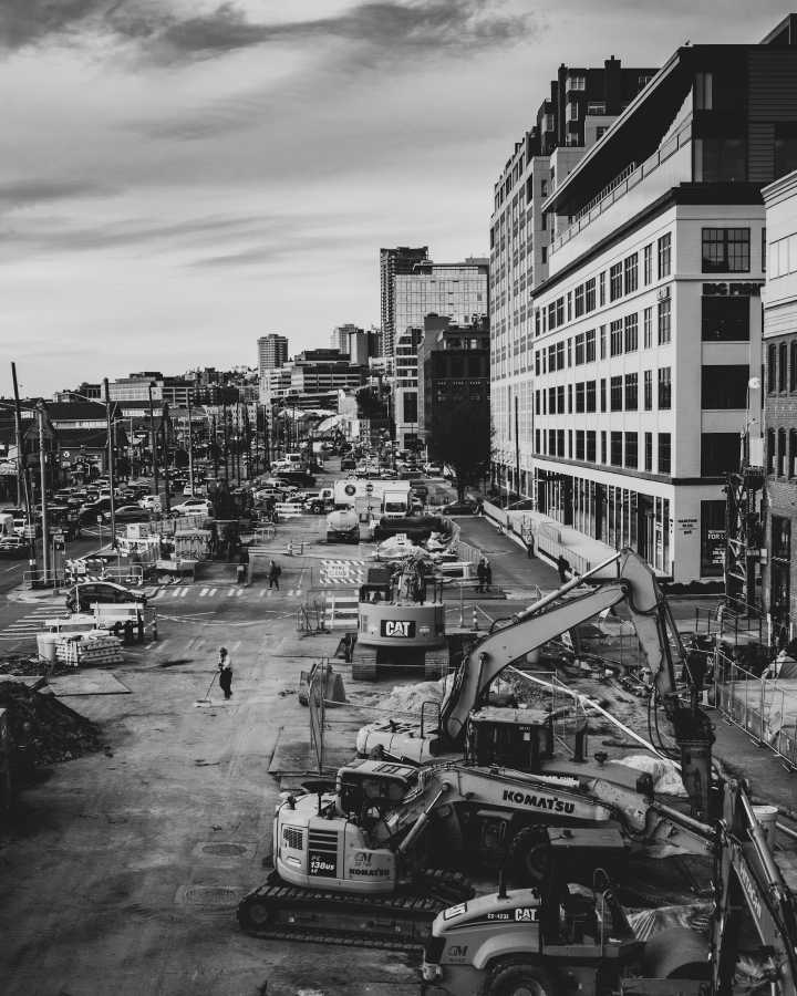 Seattle Construction Costs Rise 2.4% as Labor Market Shrinks 7% in Challenging Quarter