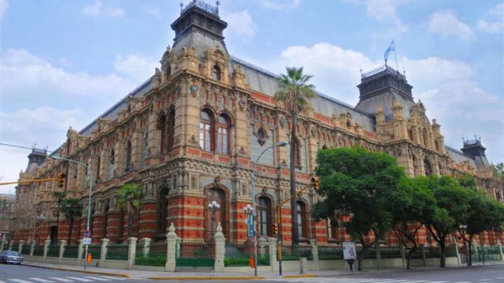 Trabajadores de AYSA rechazan el proceso privatizador que impulsa el Gobierno