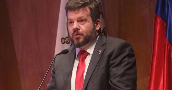 La propuesta de Kaiser para combatir el empleo informal: Sueldo mínimo más bajo para jóvenes sin experiencia