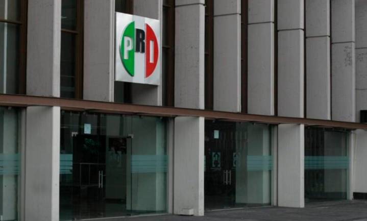 Con renuncia de Camarillo, PRI perdería vicepresidencia