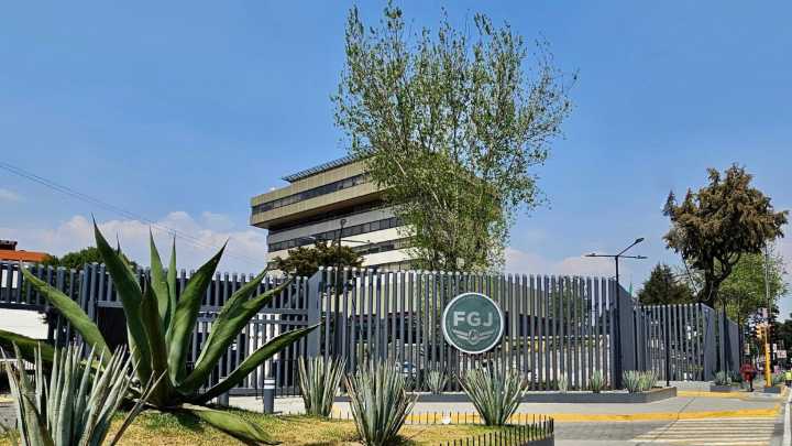 Releva Fiscalía del Edomex a 26 funcionarios para combatir corrupción