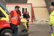 Torres garantiza que se continuará trasladando al resto de menores de Canarias