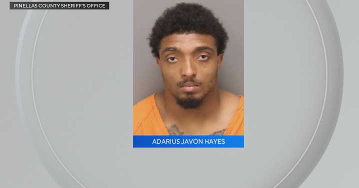 Miami Hurricanes linebacker Adarius Hayes charged in crash that killed 3, including 2 children