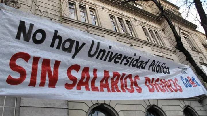 El Gobierno otorgó un aumento del 7,5% a docentes universitarios
