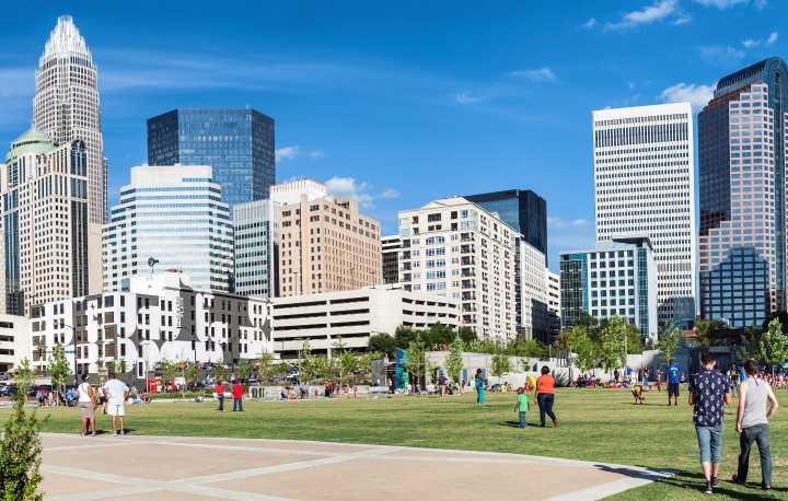 Charlotte sigue siendo imán de crecimiento poblacional