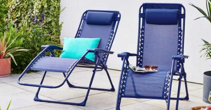 Dunelm end of summer sale sees price drop on 'comfortable and sturdy' sun loungers worth £70
