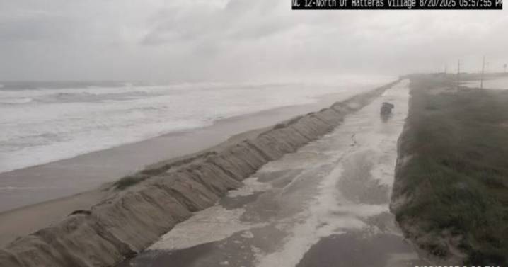 NC12 closes due to storm surges from Hurricane Erin: NCDOT