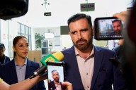 Boxer Julio César Chávez Jr. released from prison in Mexico, awaiting trial over alleged cartel ties