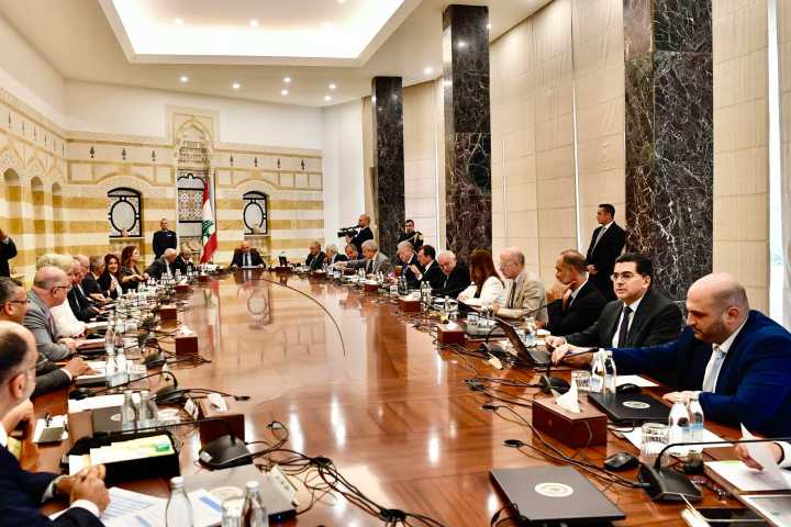 Gobierno libanés aprueba los objetivos del plan de EEUU, centrado en el desarme de Hizbulá