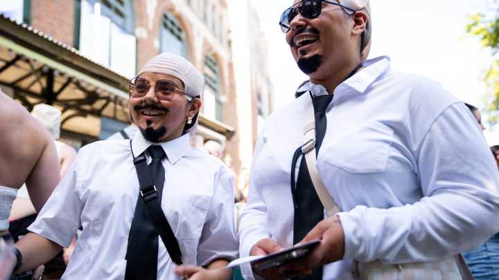 See Pitbull fans — dressed as Pitbull — at the Iowa State Fair 2025