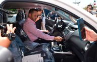 Incrementa parque vehicular municipal con nuevas unidades; entregan 7 vehículos