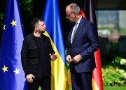 Una 'habitación secreta' para Merz y Zelenski en Berlín para conversar con Trump y sus aliados europeos